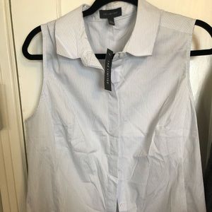 Button-down fitted blouse